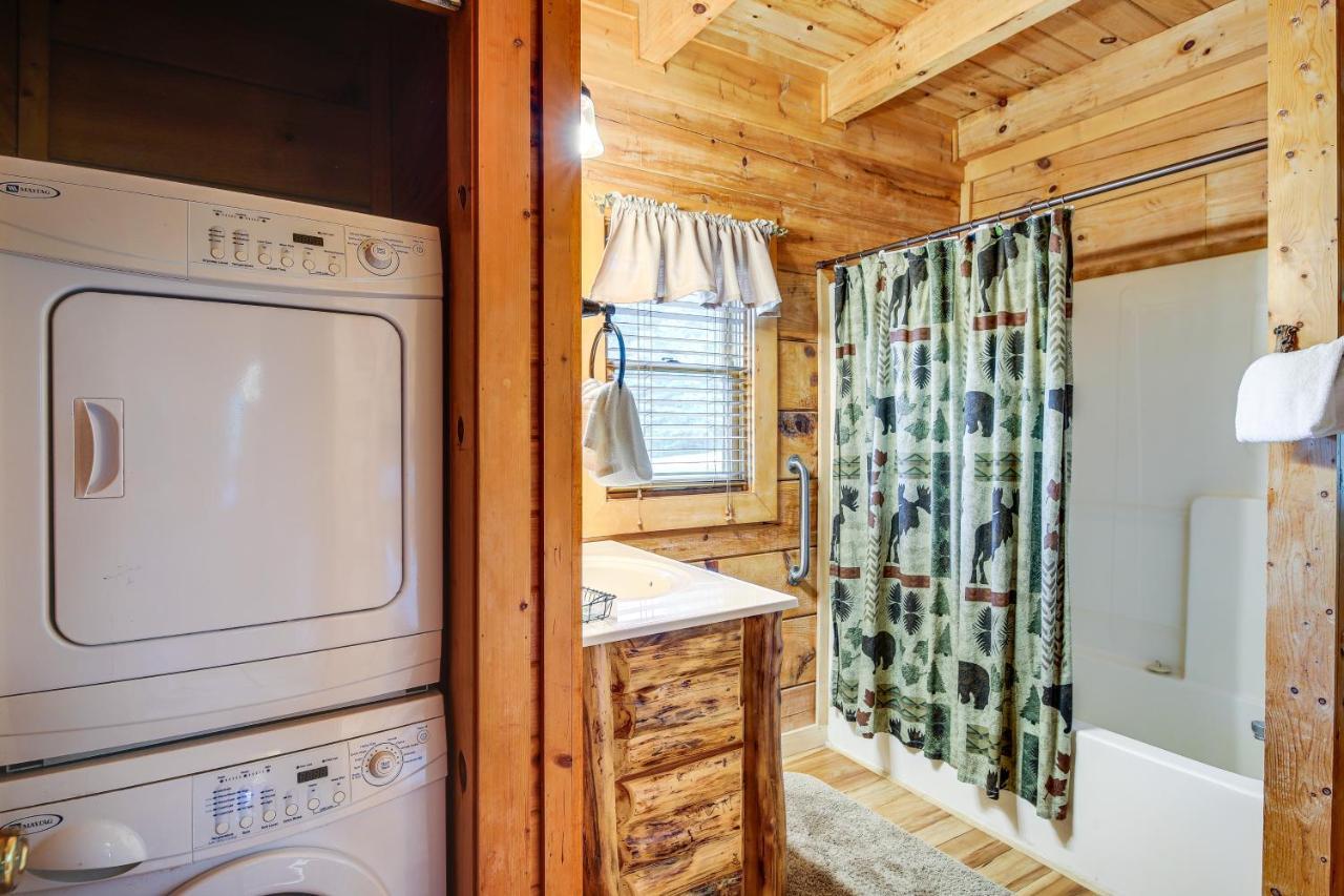 Sevierville Cabin With Wraparound Deck And Lake Access Zewnętrze zdjęcie